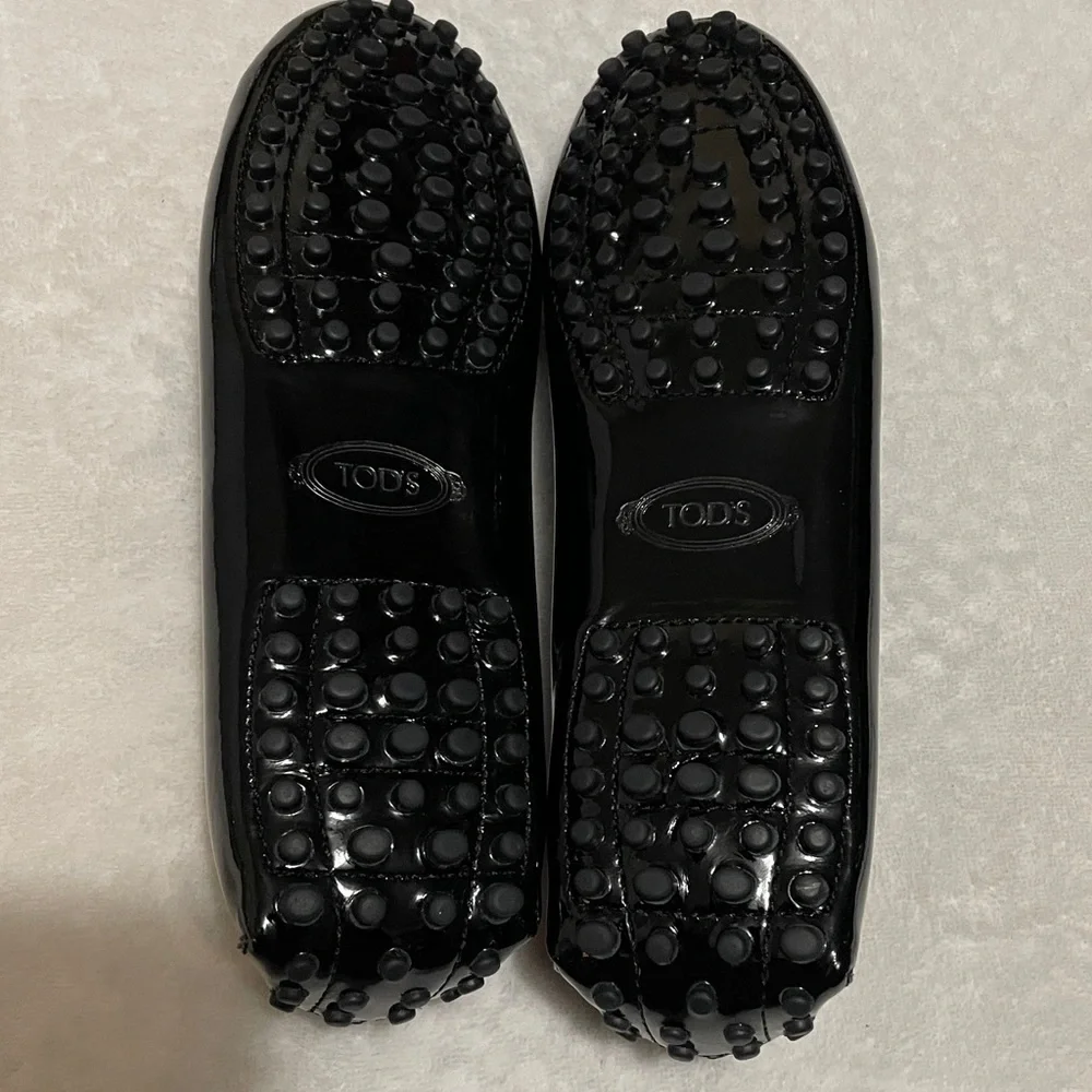 Tod’s Gommini Black Patent Leather Driver Loafers Sz EURO (38) US (8)